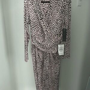Chic Leopard Print Long Sleeve Dress